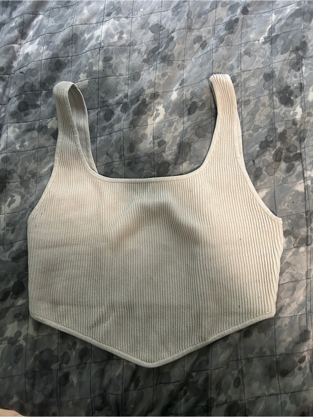 Aritzia Babaton Sculpt Knit Square-Neck Point Tank
